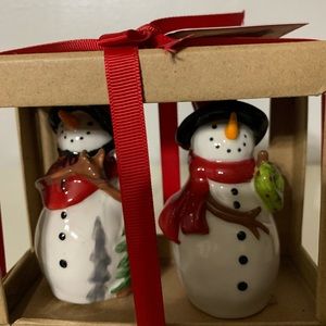 Blue Sky snowmen salt and pepper shakers